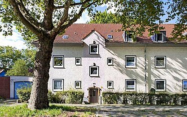Außenansicht mit Hauseingang eines unserer Mietobjekte in Gelsenkirchen-Bulmke-Hüllen