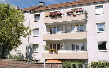Balkon- und Fensterfassade eines unserer Mietobjekte in Wuppertal-Elberfeld