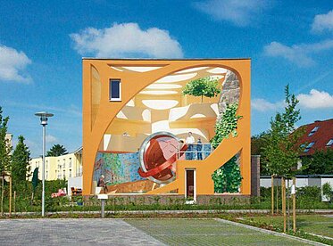 Fassadenkunstwerk eines unserer Mietobjekte in der Gartensiedlung Weißenburg