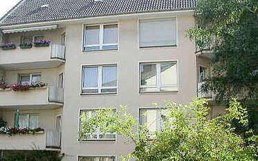 Fensterfassade eines unserer Mietobjekte in Düsseldorf-Rath