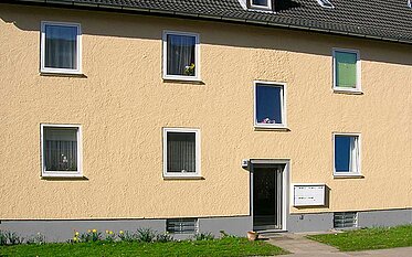 Hauseingang mit Briefkästen unserer Mietobjekte in Bielefeld-Schildesche
